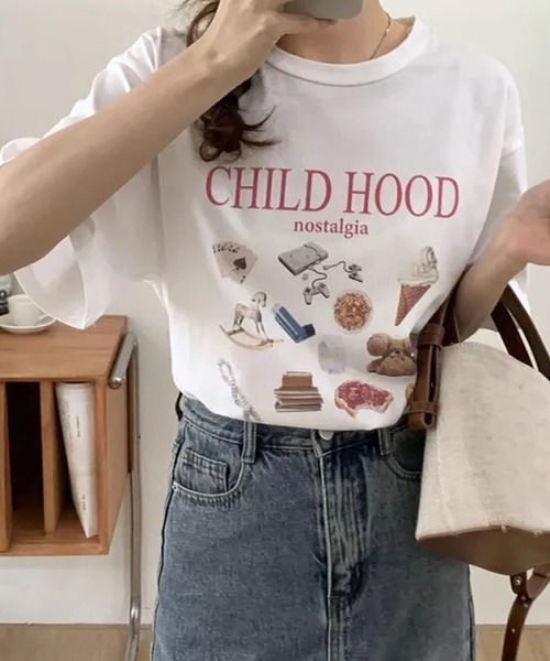 Auntie Rosa（アンティローザ）の「CHILDHOODTシャツ（Tシャツ/カットソー・レディース・レッド/ブルー・FREE）」の2枚目の写真