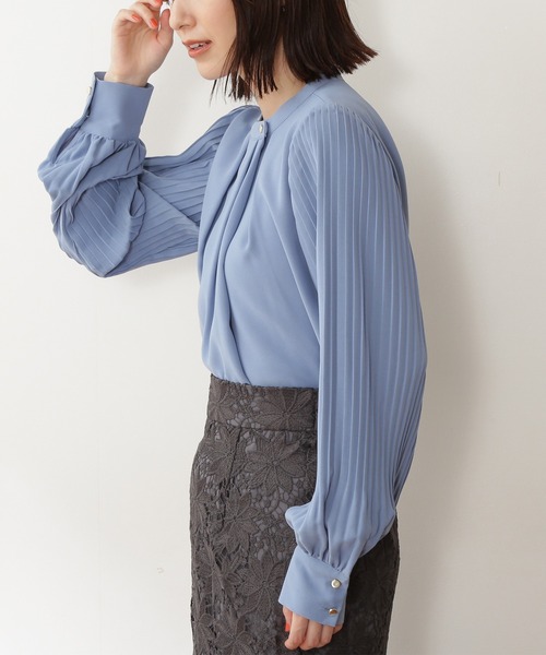 N.（N. Natural Beauty Basic）（エヌエヌナチュラルビューティーベーシック）の「【追加生産】◆ゴールドボタンプリーツブラウス（シャツ/ブラウス・レディース・オフホワイト/ライトグリーン/ブルー/ベージュ・MEDIUM）」の18枚目の写真