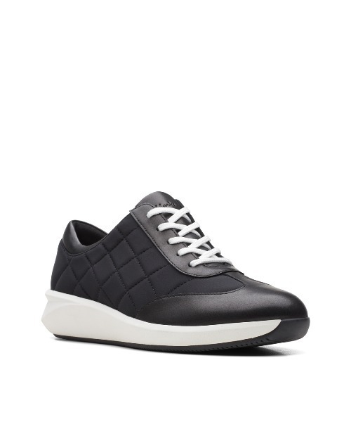 Clarks（クラークス）の「【ネット限定】 Un Rio Stitch / アンリオステッチ（ブラックコンビ）（スニーカー・レディース・ブラック・UK5/UK6/UK4/UK3/UK3.5/UK4.5/UK5.5）」の5枚目の写真