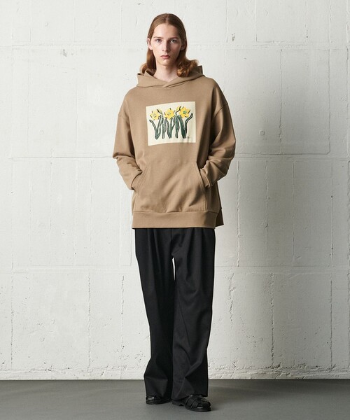 JOSEPH STUDIO（ジョゼフストゥディオ）の「フーディ THE DAFFODILS（パーカー・レディース・ブラック系/ベージュ系・SMALL/MEDIUM/LARGE）」の15枚目の写真