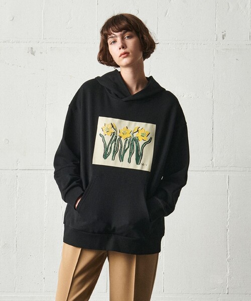 JOSEPH STUDIO（ジョゼフストゥディオ）の「フーディ THE DAFFODILS（パーカー・レディース・ブラック系/ベージュ系・SMALL/MEDIUM/LARGE）」の6枚目の写真