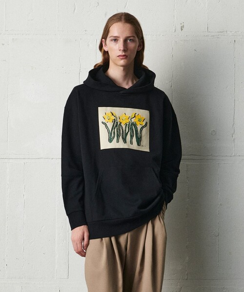 JOSEPH STUDIO（ジョゼフストゥディオ）の「フーディ THE DAFFODILS（パーカー・レディース・ブラック系/ベージュ系・SMALL/MEDIUM/LARGE）」の19枚目の写真