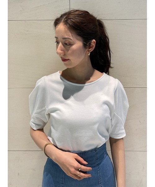 Stylevoice for xxx(スタイルヴォイスフォー)の「タック袖Tシャツ(Tシャツ/カットソー・レディース・オフホワイト/ブラック・FREE)」の14枚目の写真