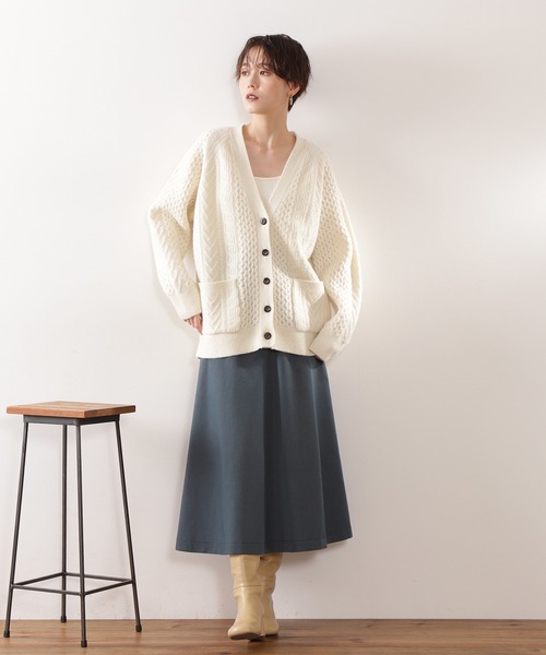 N.(N. Natural Beauty Basic)(エヌエヌナチュラルビューティーベーシック)の「【追加生産】【横田ひかるさん着用】◆変形切替フレアスカート(スカート・レディース・ブラック/グリーン・MEDIUM)」の11枚目の写真