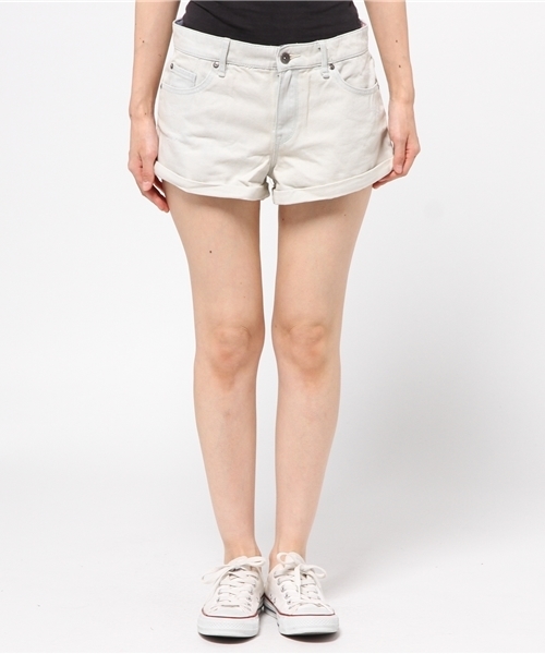 ROXY(ロキシー)の「LAST PARADISE BLEACH(その他パンツ・レディース・ホワイト・27inch/25inch/26inch/28inch)」の2枚目の写真