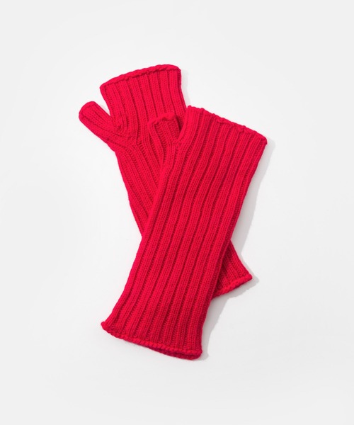 William Brunton Hand Knits（ウィリアム ブラントン ハンド ニット）の「William Brunton 3ply RIB WRISTWARMER ウィリアムブラントン リブ編み 3プライ リストウォーマー（手袋・レディース・モカ/ライトグレー/ブラウン/ホワイト/ブラック/グレイッシュベージュ/グレー/ブラウン系/クリーム/ベージュ/グリーン/ロイヤルブルー/イエロー/ピンク系1/ブラウン系1/レッド/ライトブラウン・ONE SIZE/FREE）」の17枚目の写真