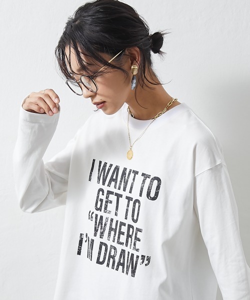 CHIC STYLE(シックスタイル)の「<大きいサイズ>綿100%ロゴプリントロングスリーブTシャツ シックスタイル(Tシャツ/カットソー・レディース・ブラック/オフホワイト・L/LL/3L/4L/5L)」の1枚目の写真