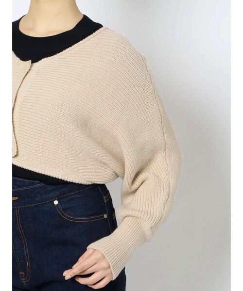 LAGUNAMOON(ラグナムーン)の「ショートボレロニットカーディガン(カーディガン/ボレロ・レディース・ホワイト/ベージュ/ネイビー・FREE)」の15枚目の写真