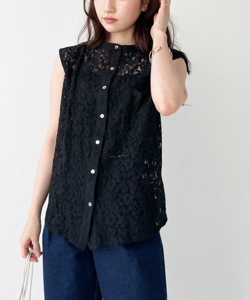Meli rich(メリーリッチ)の「バンドカラーレースノースリーブブラウス(シャツ/ブラウス・レディース・ブラック/サックスブルー/オフホワイト・MEDIUM)」の2枚目の写真