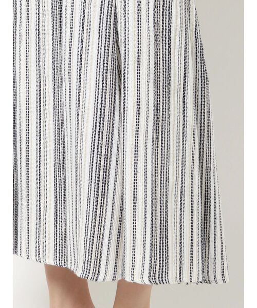 RESEXXY（リゼクシー）の「シャイニーツイードマーメイドスカート（スカート・レディース・ベージュ/ネイビー/アイボリー・FREE）」の20枚目の写真