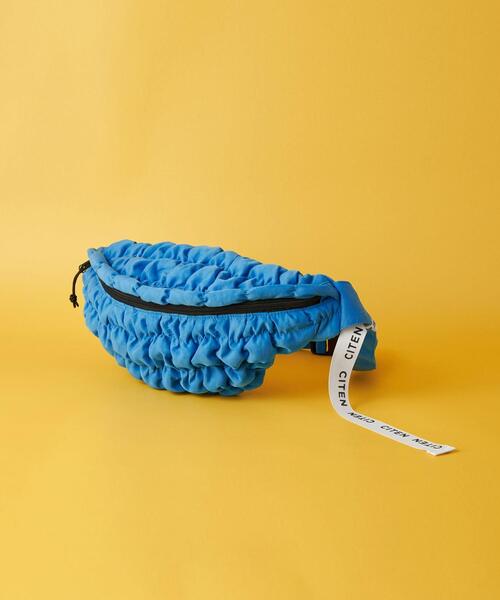 CITEN(シテン)の「<CITEN>シャーリング キルティング ボディバッグ(ボディバッグ/ウエストポーチ・レディース・ブラック/コバルトブルー・FREE)」の7枚目の写真