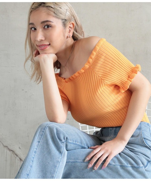 ANAP（アナップ）の「リブメローニットトップスカットソー（Tシャツ/カットソー・レディース・ブラック/グリーン/オレンジ/アイボリー・FREE）」の6枚目の写真