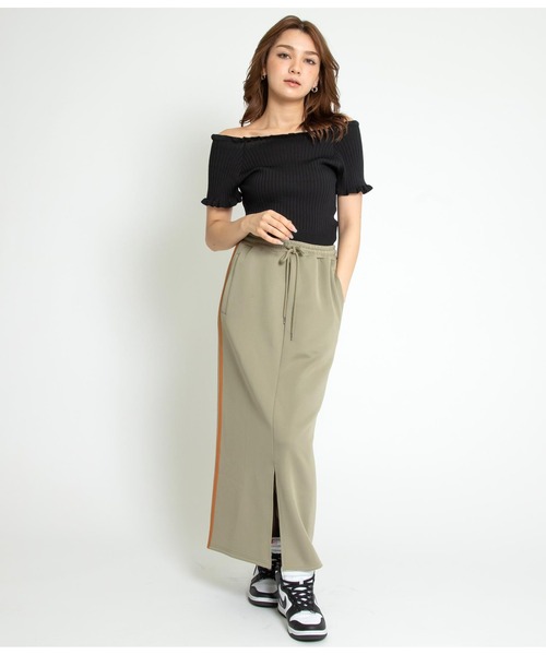 ANAP（アナップ）の「リブメローニットトップスカットソー（Tシャツ/カットソー・レディース・ブラック/グリーン/オレンジ/アイボリー・FREE）」の10枚目の写真