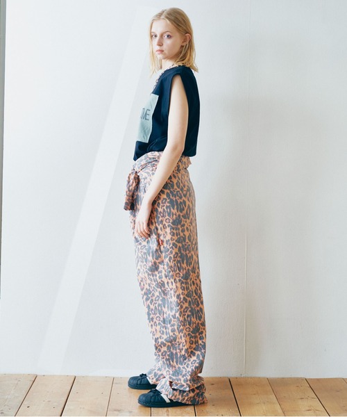 RNA(アールエヌエー)の「O0704 アニマルプリントシャツオールインワン(つなぎ/オールインワン・レディース・イエロー/レオパード/ゼブラ・MEDIUM)」の17枚目の写真