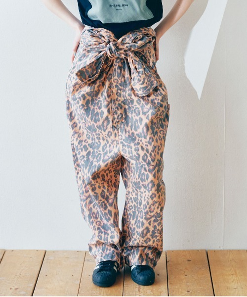 RNA(アールエヌエー)の「O0704 アニマルプリントシャツオールインワン(つなぎ/オールインワン・レディース・イエロー/レオパード/ゼブラ・MEDIUM)」の18枚目の写真