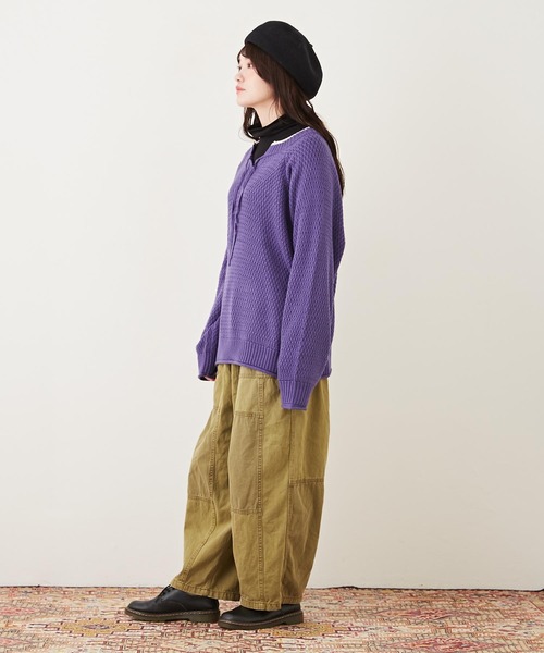 CUBE SUGAR(キューブシュガー)の「バルキーニットリボン付前後着プルオーバー(ニット/セーター・レディース・マスタード/ナチュラル/パープル/ホワイト×ブラック/ブラック・M)」の6枚目の写真