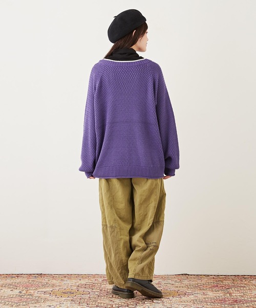 CUBE SUGAR(キューブシュガー)の「バルキーニットリボン付前後着プルオーバー(ニット/セーター・レディース・マスタード/ナチュラル/パープル/ホワイト×ブラック/ブラック・M)」の7枚目の写真