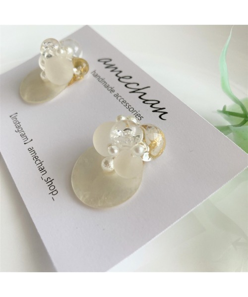 tone(トーン)の「【amechan】海の泡(ピアス)(MA)(ピアス(両耳用)・レディース・ホワイト/ゴールド・FREE)」の3枚目の写真
