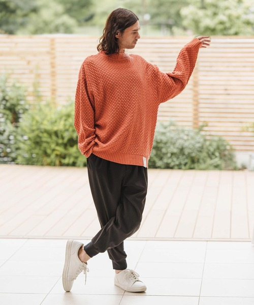 CAMBIO（カンビオ）の「mn2793- Waffle Mock Neck Knit Pullover ニット（ニット/セーター・メンズ・グレー/グリーン/ブラック/オレンジ/マスタード・M/L）」の10枚目の写真