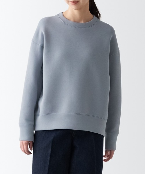 無印良品（ムジルシリョウヒン）の「二重編みスウェットシャツ（Tシャツ/カットソー・レディース・ブラック/ベージュ系1/アイボリー/ブラウン/チャコールグレー/ライトパープル/ライトブルー/スモーキーグリーン系・L/XXL/M/XL/S/XS）」の7枚目の写真