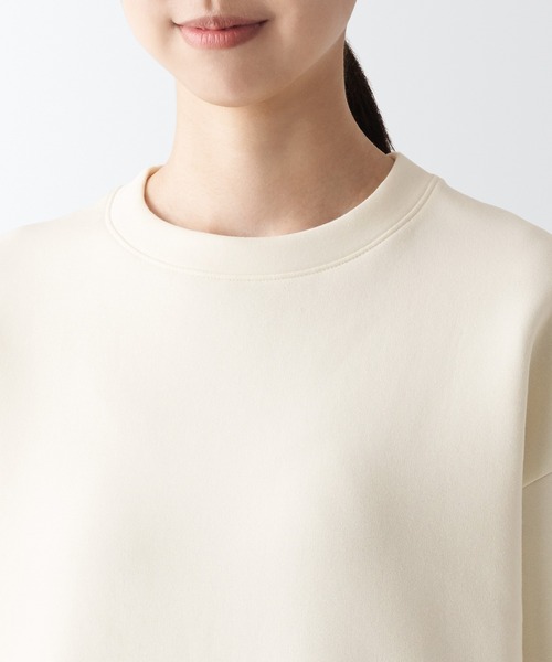 無印良品（ムジルシリョウヒン）の「二重編みスウェットシャツ（Tシャツ/カットソー・レディース・ブラック/ベージュ系1/アイボリー/ブラウン/チャコールグレー/ライトパープル/ライトブルー/スモーキーグリーン系・L/XXL/M/XL/S/XS）」の12枚目の写真