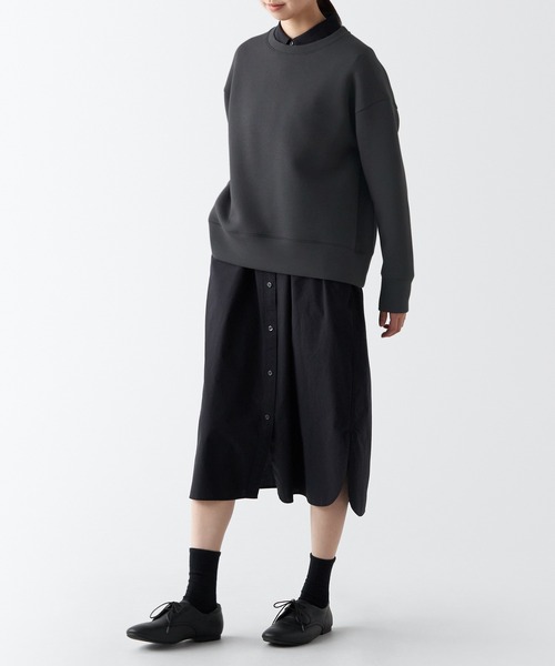 無印良品（ムジルシリョウヒン）の「二重編みスウェットシャツ（Tシャツ/カットソー・レディース・ブラック/ベージュ系1/アイボリー/ブラウン/チャコールグレー/ライトパープル/ライトブルー/スモーキーグリーン系・L/XXL/M/XL/S/XS）」の21枚目の写真