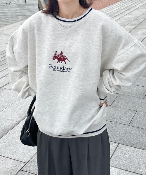 【1枚でお洒落に♪】LV 刺繍入りスウェットシャツ グレー 楽天市場】セール☆2490円→990円 裏毛刺繍オーバーサイズ
