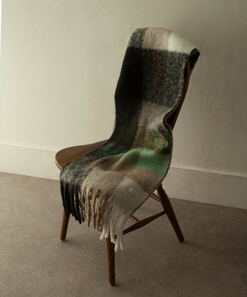 NILWAY（ニルウェイ）の「ブークレボリュームフリンジマフラー/無地チェック（マフラー・メンズ・ダークグリーン/グリーン系/ホワイト/ブラック/パープル/ベージュ・FREE）」の5枚目の写真