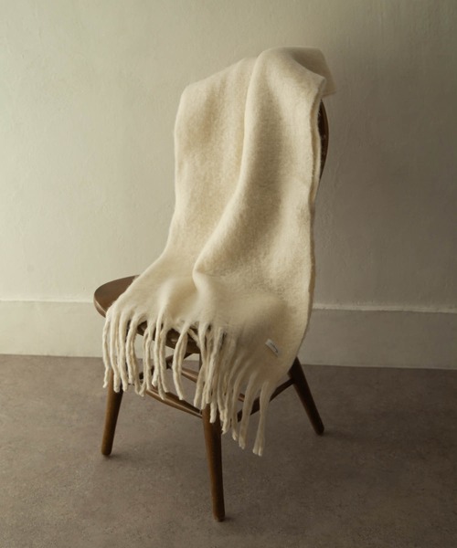 NILWAY（ニルウェイ）の「ブークレボリュームフリンジマフラー/無地チェック（マフラー・メンズ・ダークグリーン/グリーン系/ホワイト/ブラック/パープル/ベージュ・FREE）」の3枚目の写真