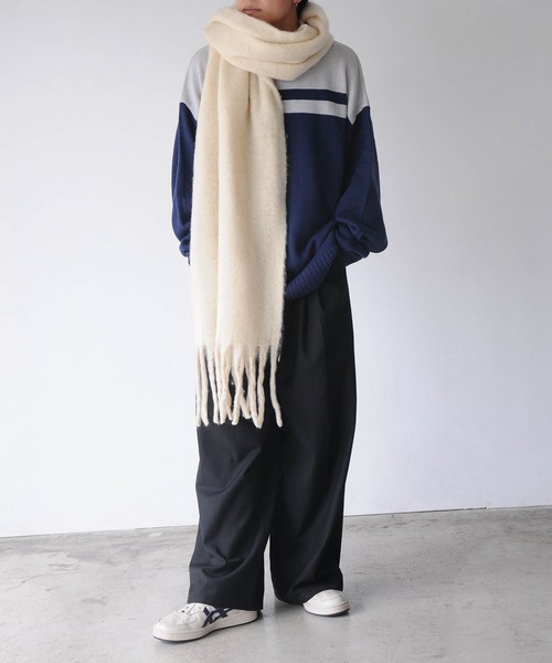 NILWAY（ニルウェイ）の「ブークレボリュームフリンジマフラー/無地チェック（マフラー・メンズ・ダークグリーン/グリーン系/ホワイト/ブラック/パープル/ベージュ・FREE）」の8枚目の写真