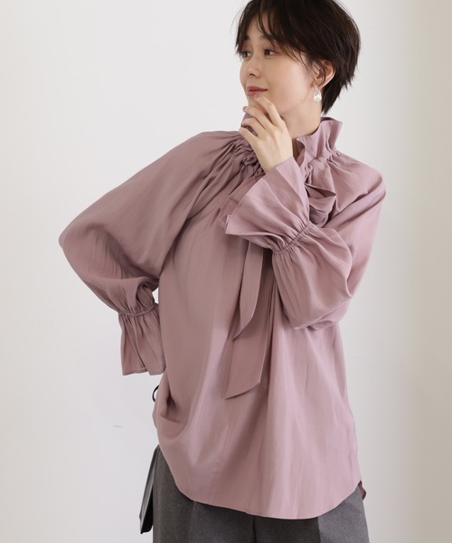 N.(N. Natural Beauty Basic)(エヌエヌナチュラルビューティーベーシック)の「◆シルキーローンフリルネックブラウス(シャツ/ブラウス・レディース・ホワイト/ピンク/ブルー/ネイビー・MEDIUM)」の4枚目の写真