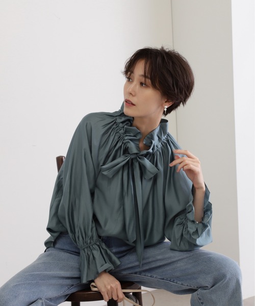 N.(N. Natural Beauty Basic)(エヌエヌナチュラルビューティーベーシック)の「◆シルキーローンフリルネックブラウス(シャツ/ブラウス・レディース・ホワイト/ピンク/ブルー/ネイビー・MEDIUM)」の19枚目の写真