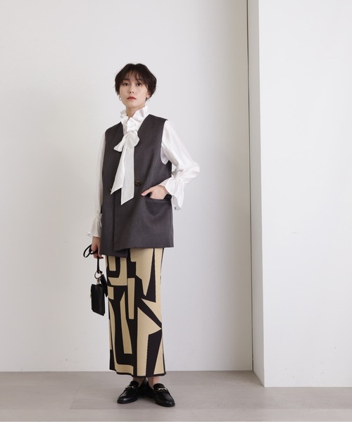 N.(N. Natural Beauty Basic)(エヌエヌナチュラルビューティーベーシック)の「◆シルキーローンフリルネックブラウス(シャツ/ブラウス・レディース・ホワイト/ピンク/ブルー/ネイビー・MEDIUM)」の9枚目の写真