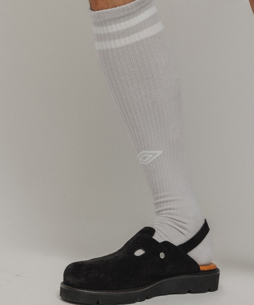 UMBRO(アンブロ)の「【UMBROxBELPERxM】LOGO SOCKS(ソックス/靴下・レディース・オリーブ/ライトグレー・M/L)」の3枚目の写真