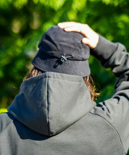 BEN DAVIS（ベンデイビス）の「【BEN DAVIS/ベンデイビス】パイル　バケットハット BDW-8673　ワンポイントロゴ刺繍（ハット・メンズ・ホワイト/ブラック・FREE）」の8枚目の写真