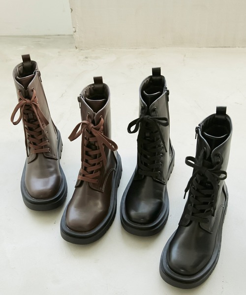 Chaco closet（チャコ クローゼット）の「レースアップトラックソールミドルブーツ（ブーツ・レディース・ダークブラウン/ブラック・M/L/S）」の13枚目の写真