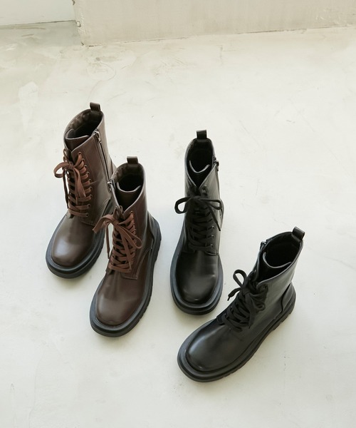 Chaco closet（チャコ クローゼット）の「レースアップトラックソールミドルブーツ（ブーツ・レディース・ダークブラウン/ブラック・M/L/S）」の14枚目の写真