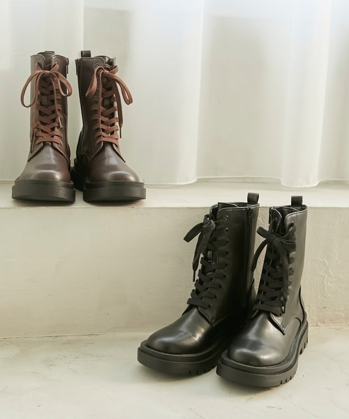 Chaco closet（チャコ クローゼット）の「レースアップトラックソールミドルブーツ（ブーツ・レディース・ダークブラウン/ブラック・M/L/S）」の15枚目の写真