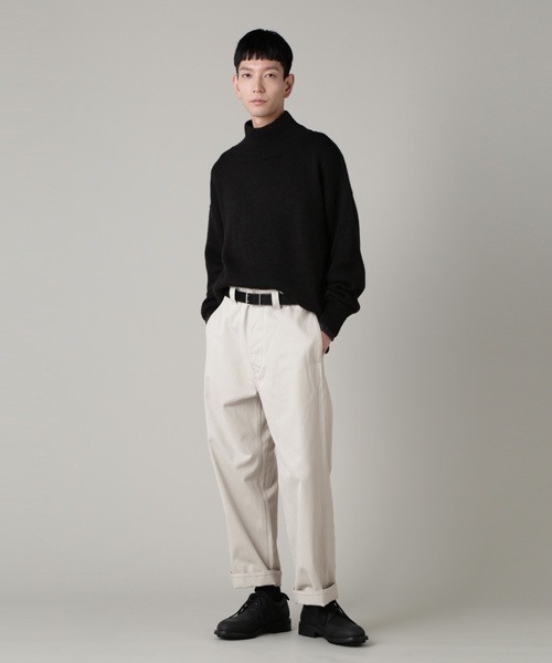 MHL.（エムエイチエル）の「DRY MERINO（ニット/セーター・メンズ・ホワイト/ブラウン/ブラック・LARGE/MEDIUM）」の19枚目の写真