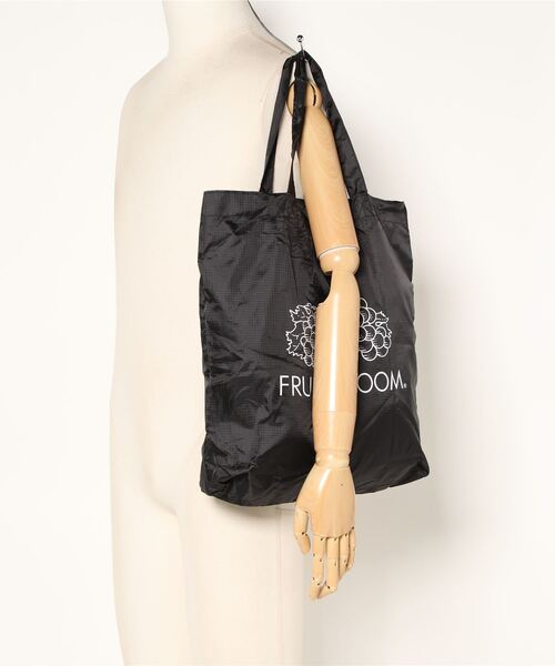 IO(イオ)(イオ)の「FRUIT OF THE LOOM/ パッカブルトートバック PACABLE TOTE BAG-14575500(トートバッグ・レディース・ブラック/イエロー/グリーン・ONESIZE)」の8枚目の写真