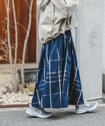 ITEMS URBANRESEARCH | チェックタックボリュームスカート(スカート)