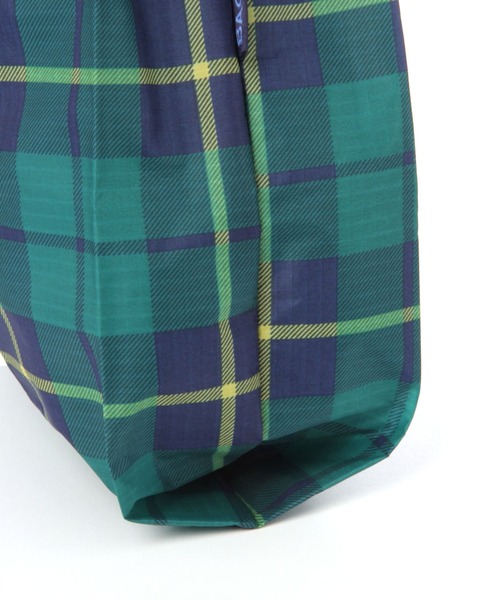 LEPSIM(レプシィム)の「BABY BAGGU タータン 985245(エコバッグ/サブバッグ・レディース・グリーン/レッド・ONE SIZE)」の7枚目の写真