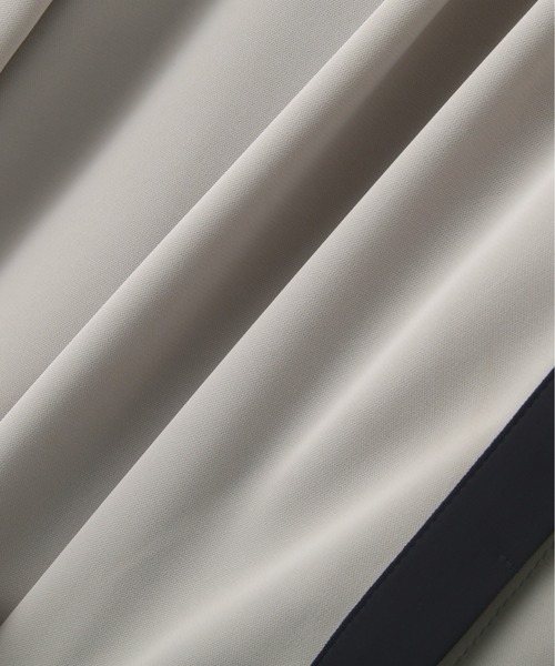 N.（N. Natural Beauty Basic）（エヌエヌナチュラルビューティーベーシック）の「◆バイカラーバンドカラーブラウス（シャツ/ブラウス・レディース・グレー系その他/ベージュ系その他/ホワイト×ブラック/グレー・MEDIUM）」の19枚目の写真