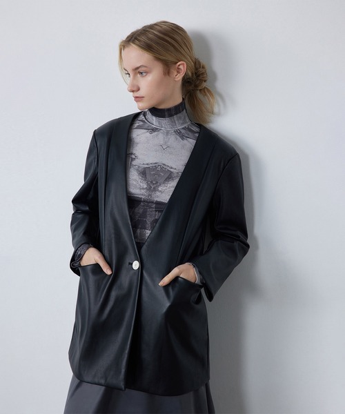 ELOOPS(イーループス)の「【ELOOPS】1枚でも重ね着でも◎ スムースハイネックインナー(Tシャツ/カットソー・レディース・ブラック系その他/カーキ/スモークピンク・L/M/S)」の17枚目の写真
