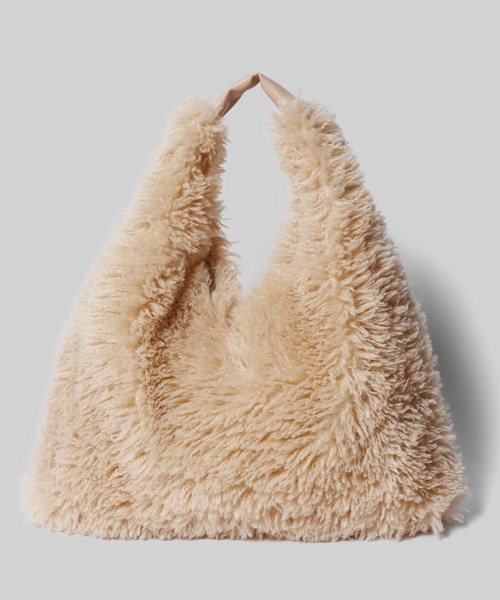 AO2(アオズ)の「Fluffy tote bag / ボリュームファートート(トートバッグ・レディース・ライトブルー/ブラック/ベージュ・FREE)」の6枚目の写真
