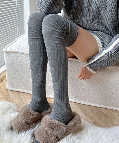 Futier land（フューティアランド）の「くしゅくしゅニーハイソックス（ソックス/靴下・レディース・ホワイト/アイボリー/ブラック/グレー/ベージュ・FREE）」の16枚目の写真