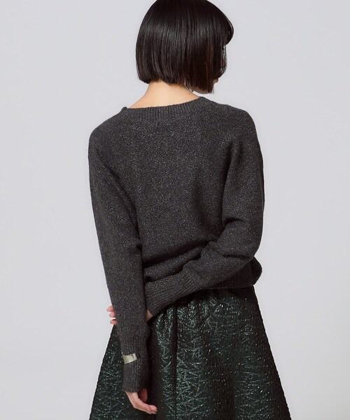 GALLEST（ギャレスト）の「リラックスラメクルーニット（ニット/セーター・レディース・ピンク系/ライトグレー/ライトベージュ/チャコールグレー・38）」の11枚目の写真