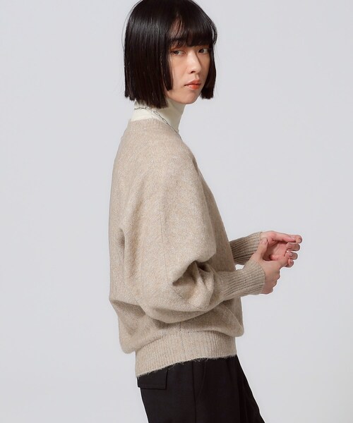 GALLEST（ギャレスト）の「リラックスラメクルーニット（ニット/セーター・レディース・ピンク系/ライトグレー/ライトベージュ/チャコールグレー・38）」の13枚目の写真