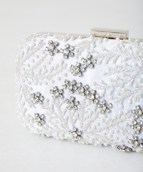 MISCH MASCH(ミッシュマッシュ)の「■■ビーズ刺繍ボックスクラッチバッグ/MOB008(クラッチバッグ・レディース・ベージュ/グレー・フリ-)」の7枚目の写真