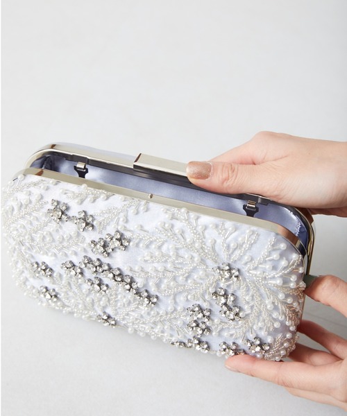 MISCH MASCH(ミッシュマッシュ)の「■■ビーズ刺繍ボックスクラッチバッグ/MOB008(クラッチバッグ・レディース・ベージュ/グレー・フリ-)」の8枚目の写真